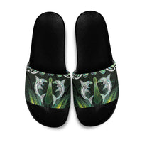 New Zealand Mere Pounamu Weapon Slide Sandals Aotearoa Mango Paua Shell Maori Pattern LT22 Green - Polynesian Pride