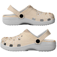 Samoa Siapo Pattern With Beige Hibiscus Clogs Shoes LT05 - Polynesian Pride
