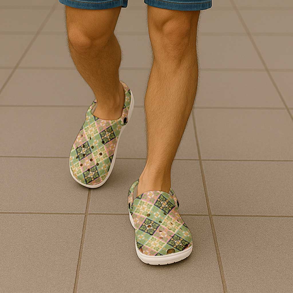 Seamless Pattern Puakenikeni and Kalo Clogs Shoes LT9 - Polynesian Pride