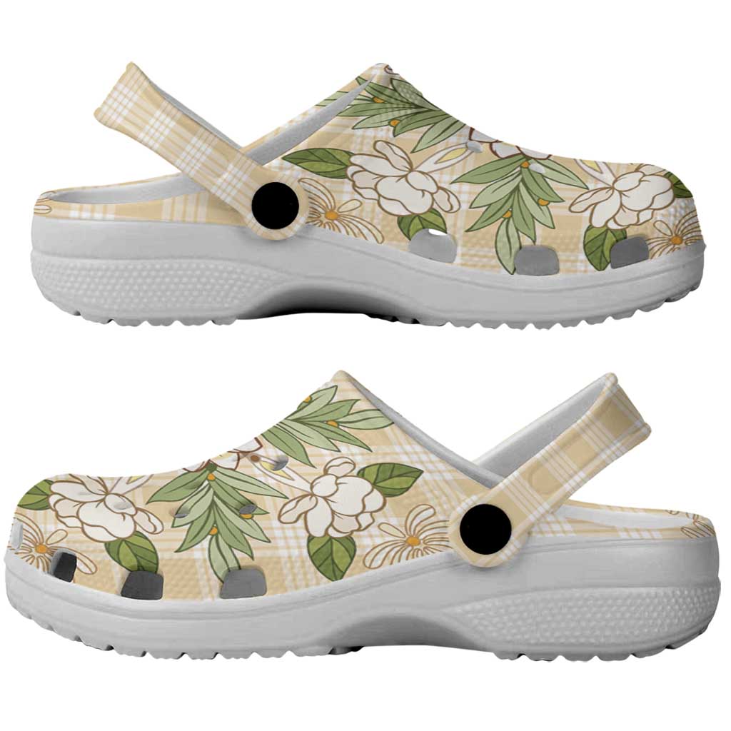 Squares Maile Leaf Clogs Shoes Beige Palaka Hawaiian Quilt Pattern LT9 - Polynesian Pride