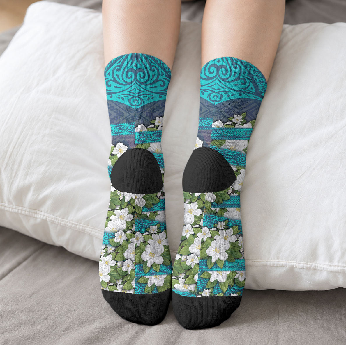 Personalized Polynesian Woman 50th Birthday Crew Socks Traditional Pacific Tribal Tattoo Floral Art TS04 - Polynesian Pride