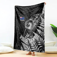 Personalized New Zealand Kiwi Bird Blanket Grunge Maori Tribal Pattern Silver Fern TS04 - Polynesian Pride