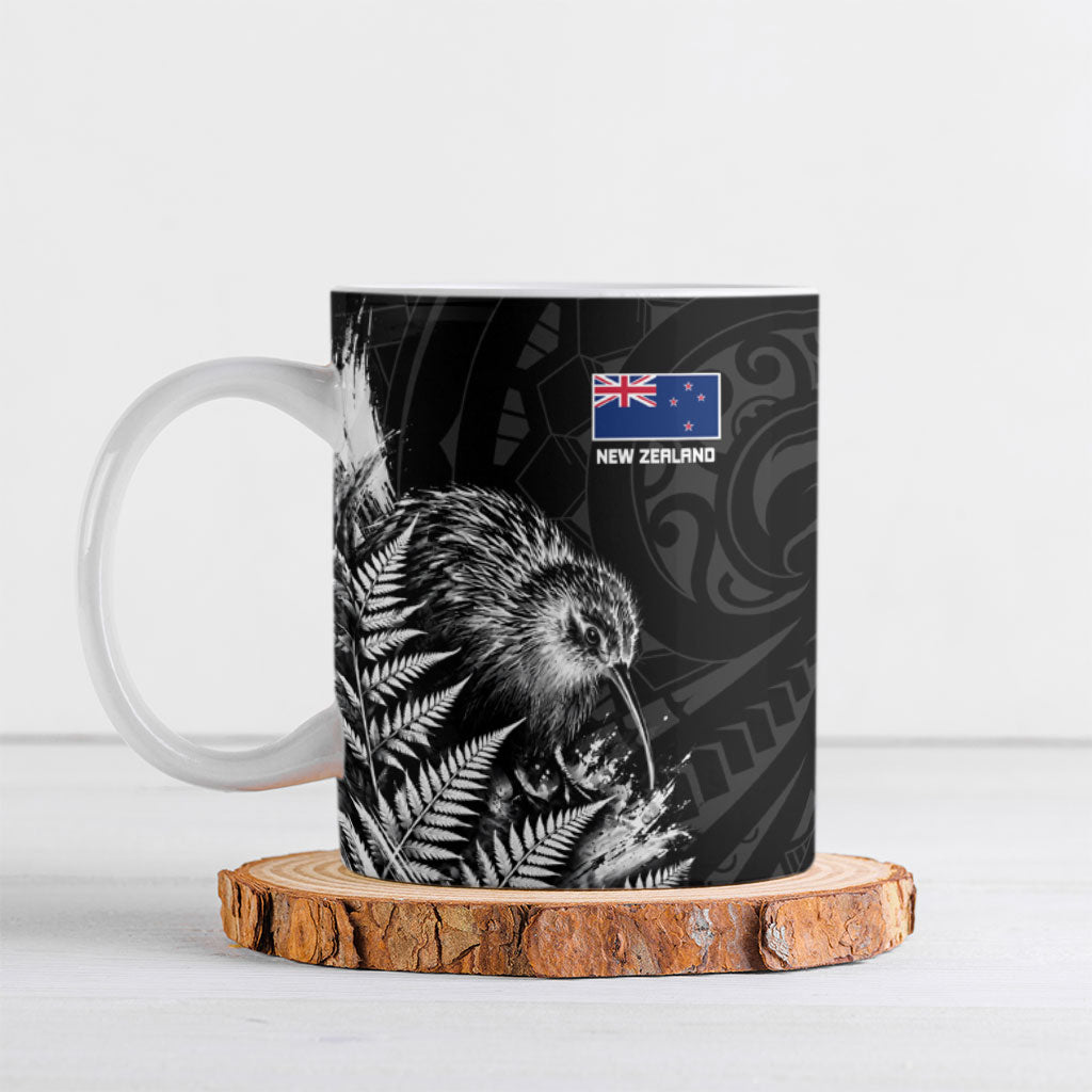 Personalized New Zealand Kiwi Bird Ceramic Mug Grunge Maori Tribal Pattern Silver Fern TS04 Black White - Polynesian Pride