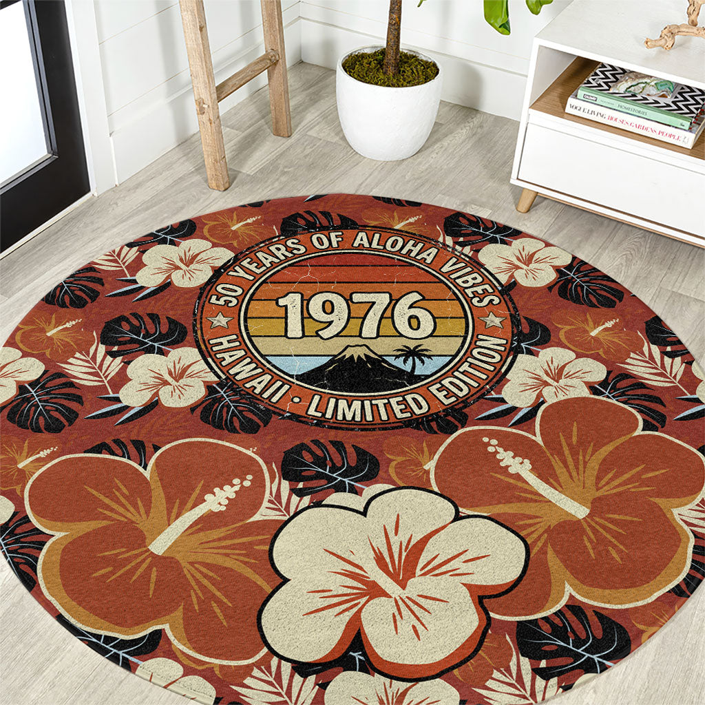 Hawaii 50th Birthday Round Carpet Vintage 1976 Limited Edition Floral Surfboard Aloha Vibes TS04 Orange Brown - Polynesian Pride