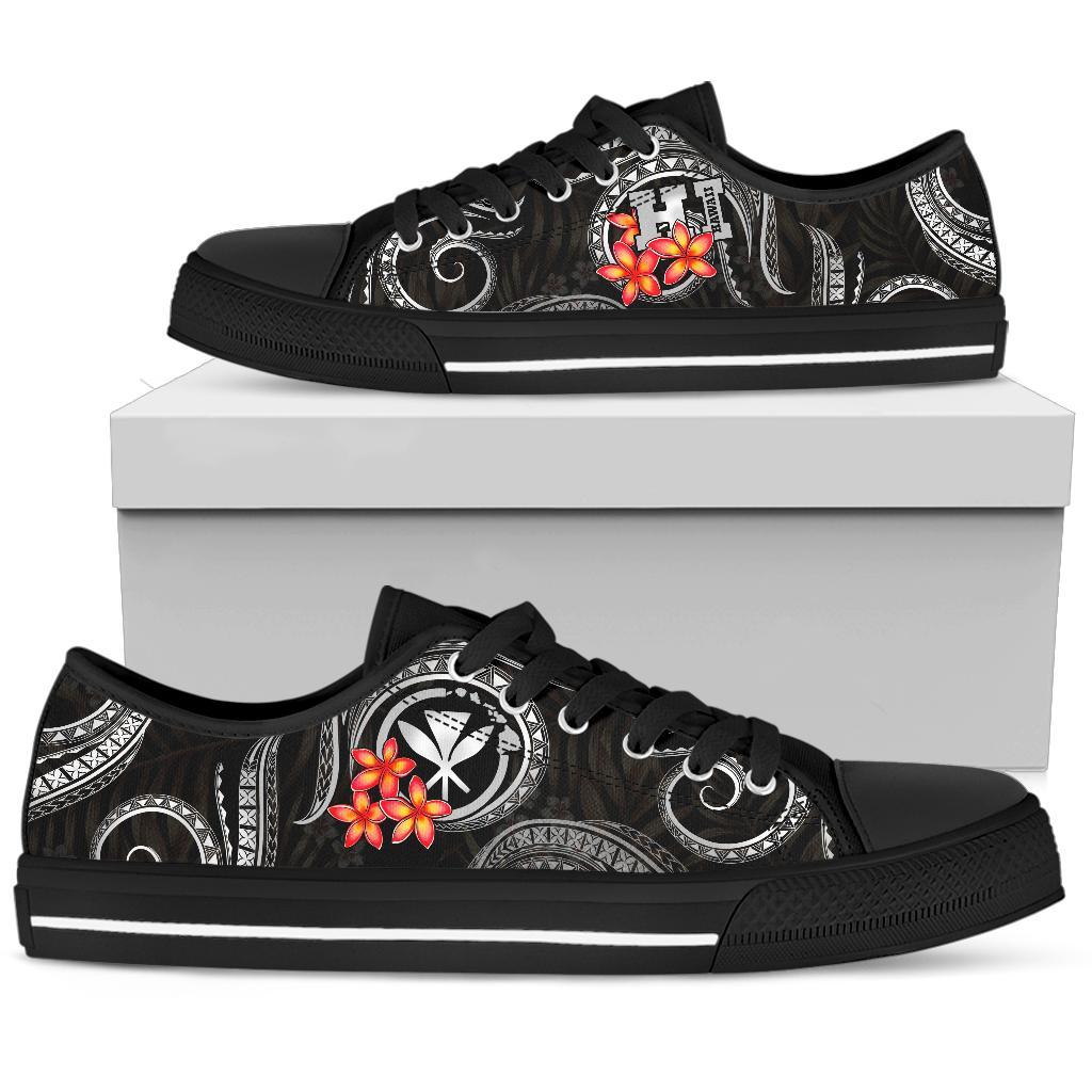 Polynesian Hawaii Low Top Shoe - Black Plumeria Kid Low Top - Black Sole - Polynesian Pride