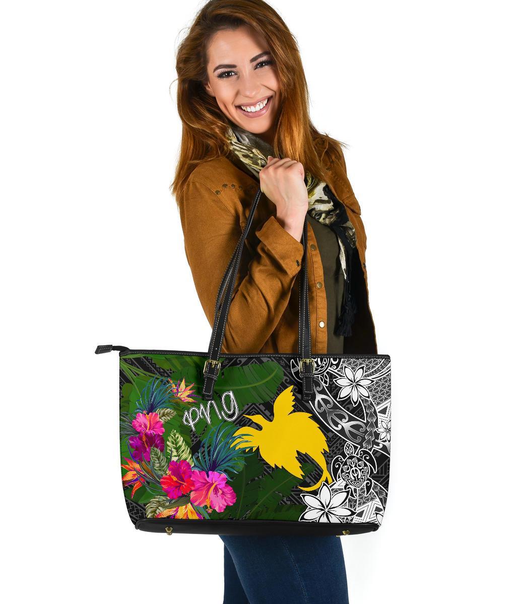 Papua New Guinea Large Leather Tote Bag - Turtle Plumeria Banana Leaf Black - Polynesian Pride