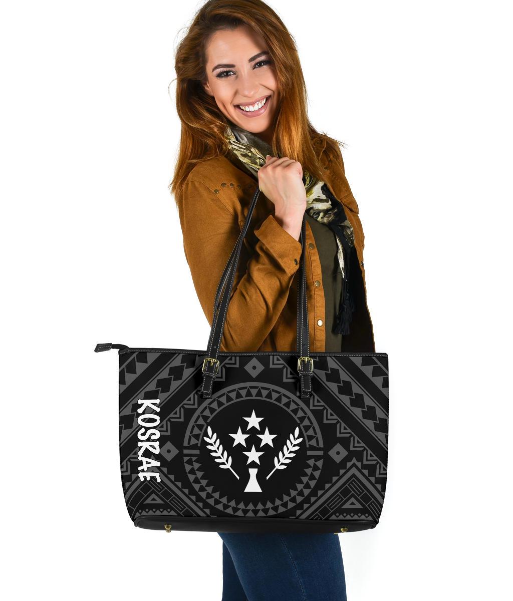 Kosrae Leather Tote Bag - Kosrae Flag In Polynesian Tattoo Style (Black) Black - Polynesian Pride