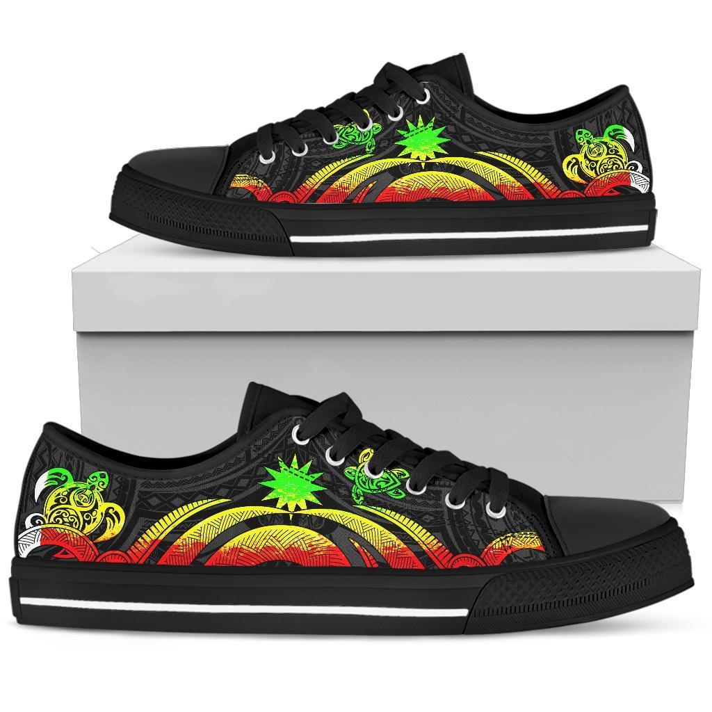 Nauru Low Top Canvas Shoes - Reggae Tentacle Turtle White - Polynesian Pride