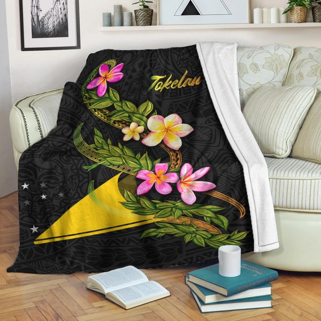 Tokelau Polynesian Blanket - Plumeria Tribal White - Polynesian Pride