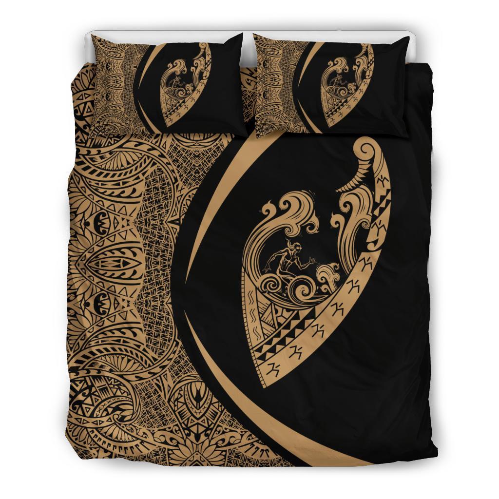 Hawaiian Surfing Waves Fish Hook Polynesian Bedding Set - Circle Style Gold Gold - Polynesian Pride