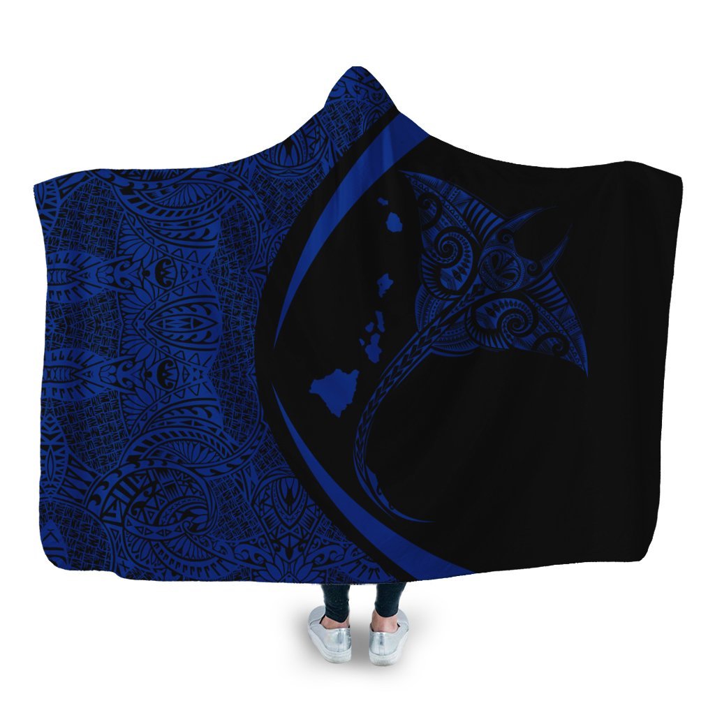 Hawaiian Map Manta Ray Blue Polynesian Hooded Blanket - AH Hooded Blanket White - Polynesian Pride