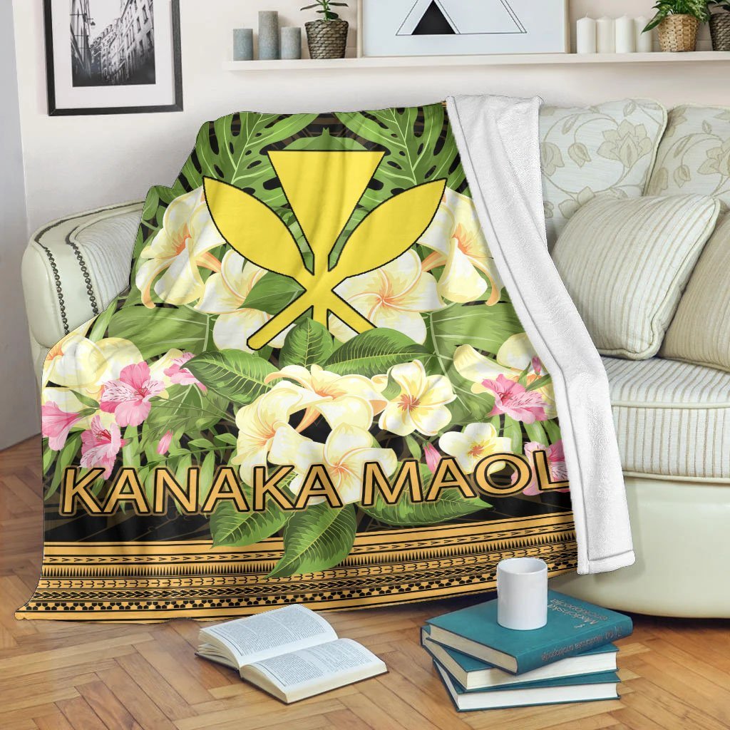 Hawaii Kanaka Maoli Premium Blanket - Polynesian Gold Patterns Collection White - Polynesian Pride