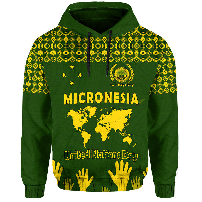 Federated States of Micronesia United Nations Day Hoodie Green Simple World Map Version LT9 Pullover Hoodie Green - Polynesian Pride
