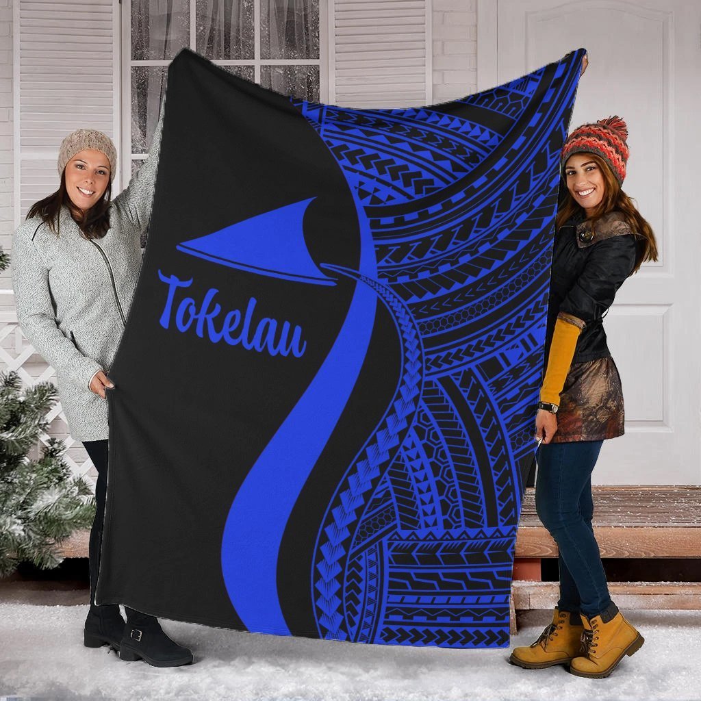 Tokelau Premium Blanket - Blue Polynesian Tentacle Tribal Pattern White - Polynesian Pride