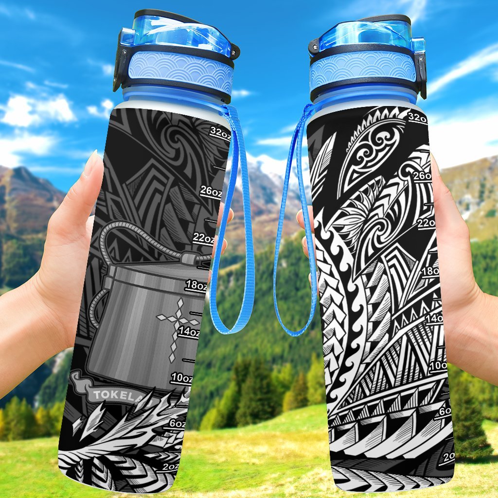 Tokelau Hydro Tracking Bottle - Wings Style Hydro Tracking Bottle - Tokelau 32oz Large Black - Polynesian Pride