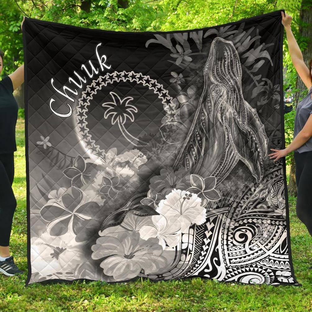 Chuuk Premium Quilt - Humpback Whale with Tropical Flowers (White) - Polynesian Pride