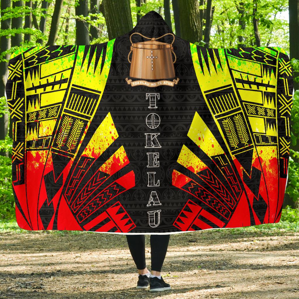 Tokelau Hooded Blanket - Polynesian Tattoo Reggae Hooded Blanket Reggae - Polynesian Pride