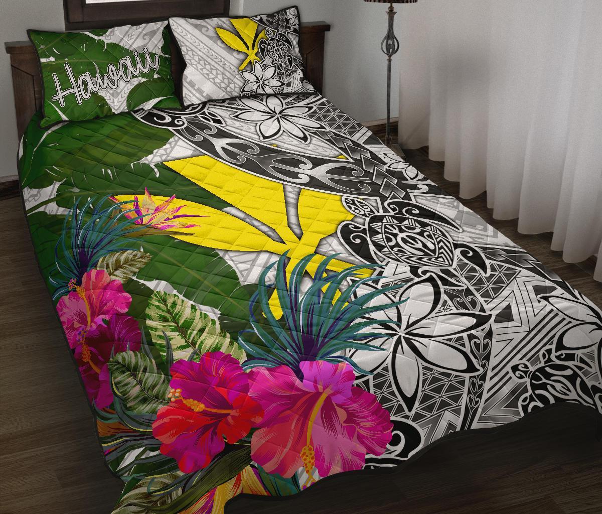 Hawaii Quilt Bed Set White - Turtle Plumeria Banana Leaf White - Polynesian Pride