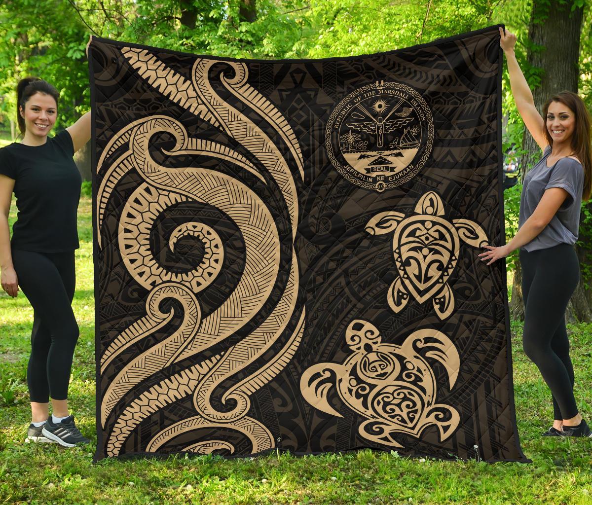 Marshall Islands Premium Quilt - Gold Tentacle Turtle Crest Gold - Polynesian Pride