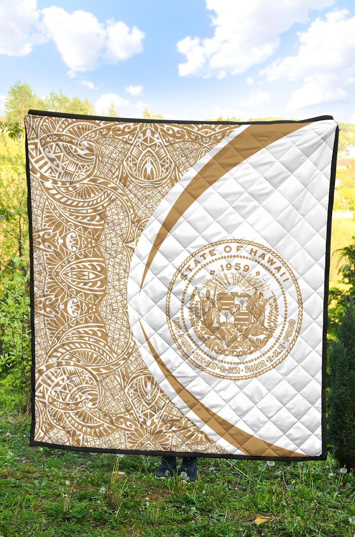 Hawaii Coat Of Arms Polynesian White Premium Quilt - Circle Style White - Polynesian Pride