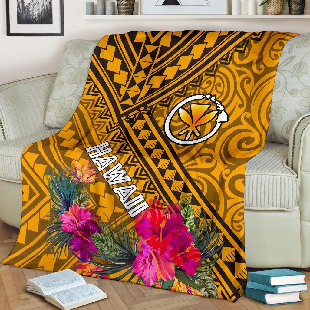 Hawaii Premium Blanket - Kanaka Maoli With Hibiscus On Polynesian Patterns (YELLOW) White - Polynesian Pride