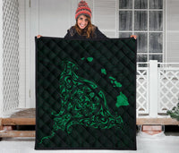 Rays Hawaii Map Polynesian Premium Quilt - Green - Polynesian Pride