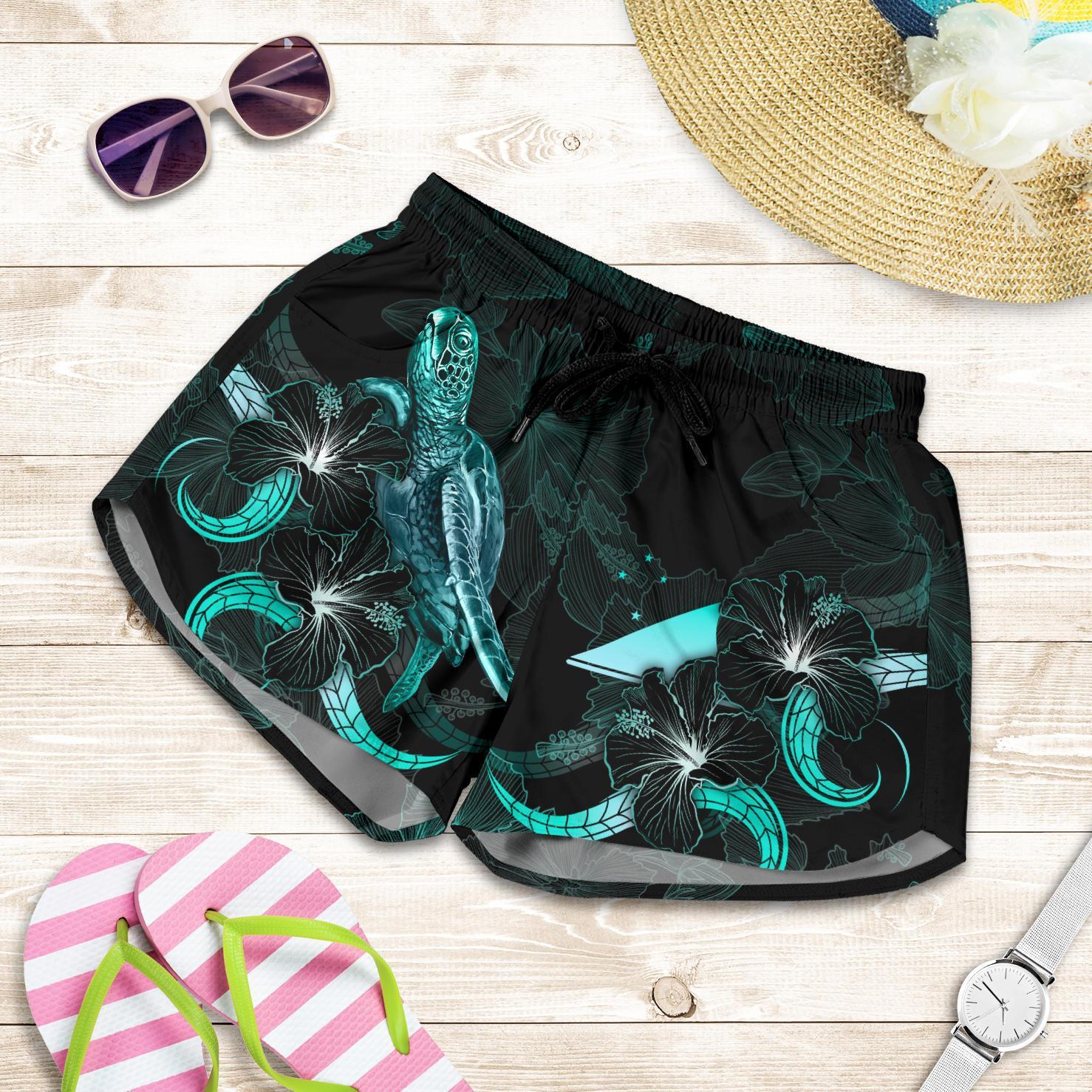 Tokelau Polynesian Women's Shorts - Turtle With Blooming Hibiscus Turquoise Women Turquoise - Polynesian Pride