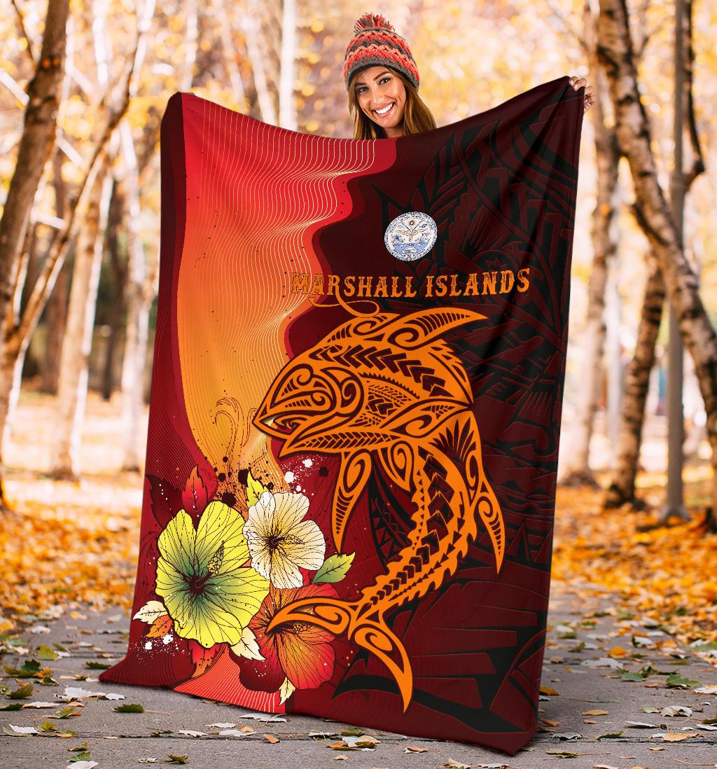 Marshall Islands Premium Blankets - Tribal Tuna Fish - Polynesian Pride